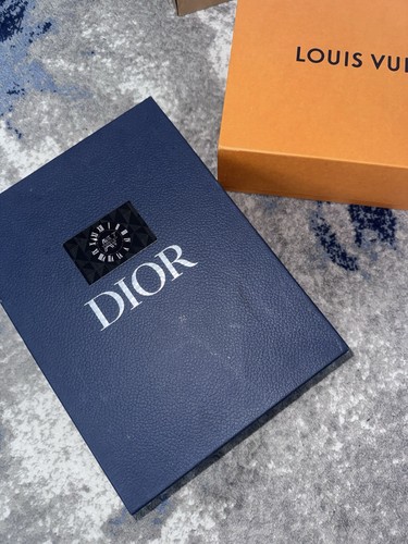 Dior b22 eu43 uk9 mint - b22,